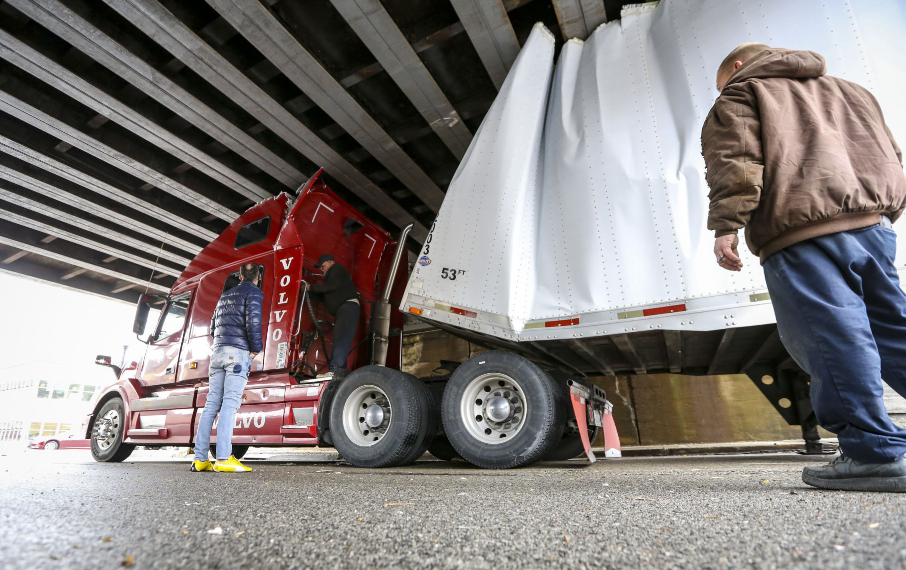 Harrison Street bridge claims another truck